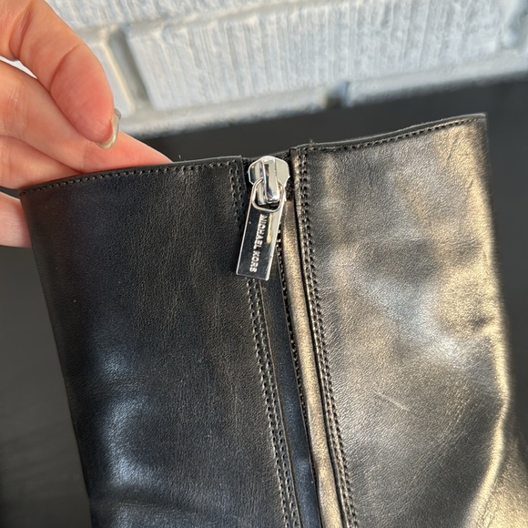 Michael Kors size 11 black ankle boots - Picture 8 of 11